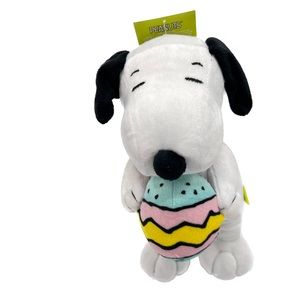 Peanuts Easter Egg Snoopy 9" Plush Squeaker Dog/Pet Toy by Fetch for Pets, NWT